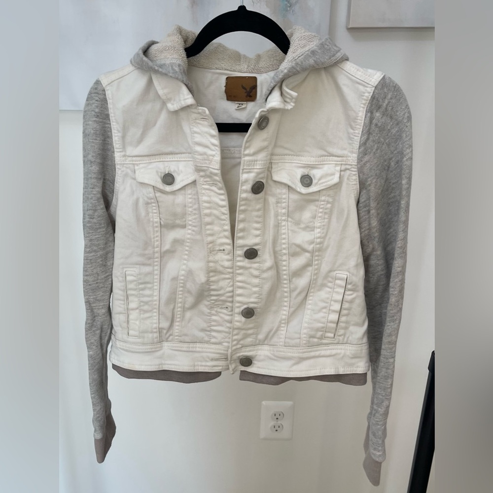American Eagle Outfitters White and Gray Jean Jacket